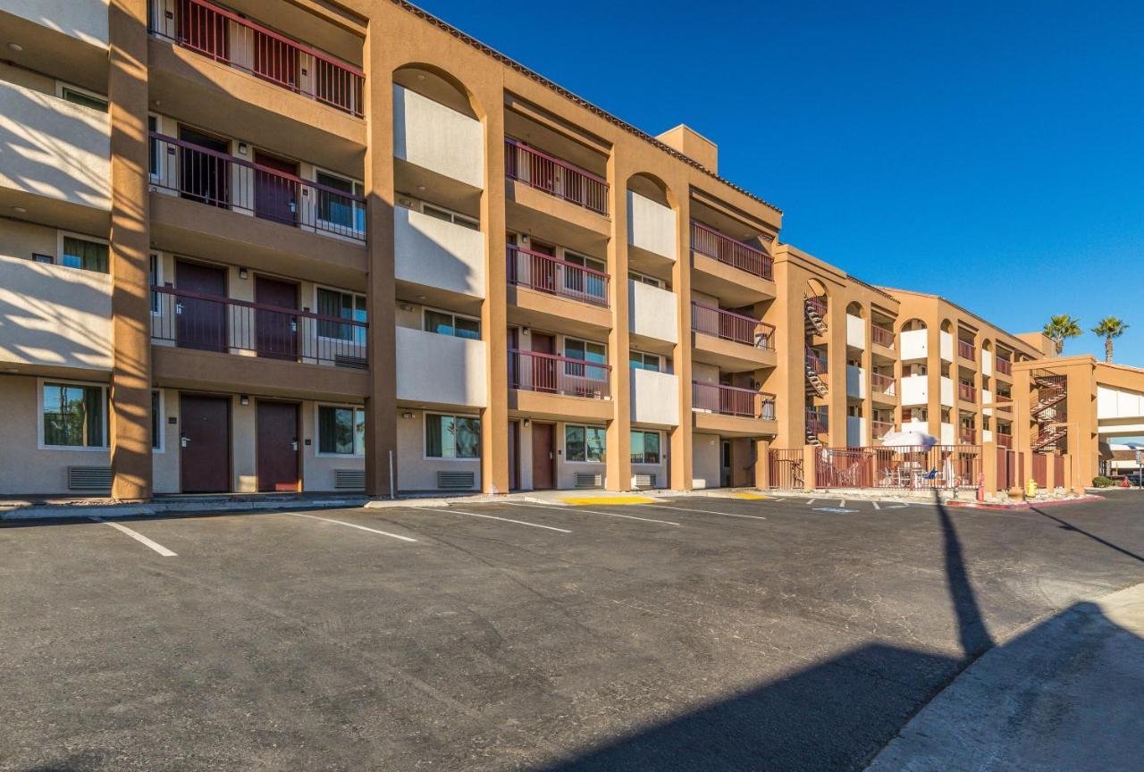 Days Inn By Wyndham Chula Vista-San Diego Ngoại thất bức ảnh