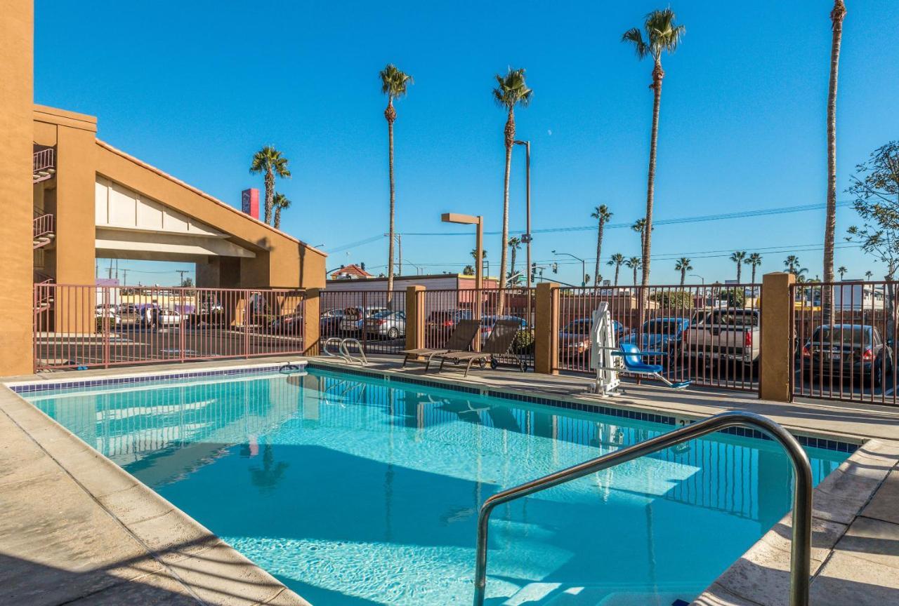 Days Inn By Wyndham Chula Vista-San Diego Ngoại thất bức ảnh