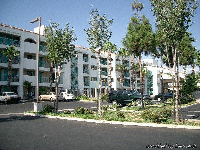 Days Inn By Wyndham Chula Vista-San Diego Ngoại thất bức ảnh