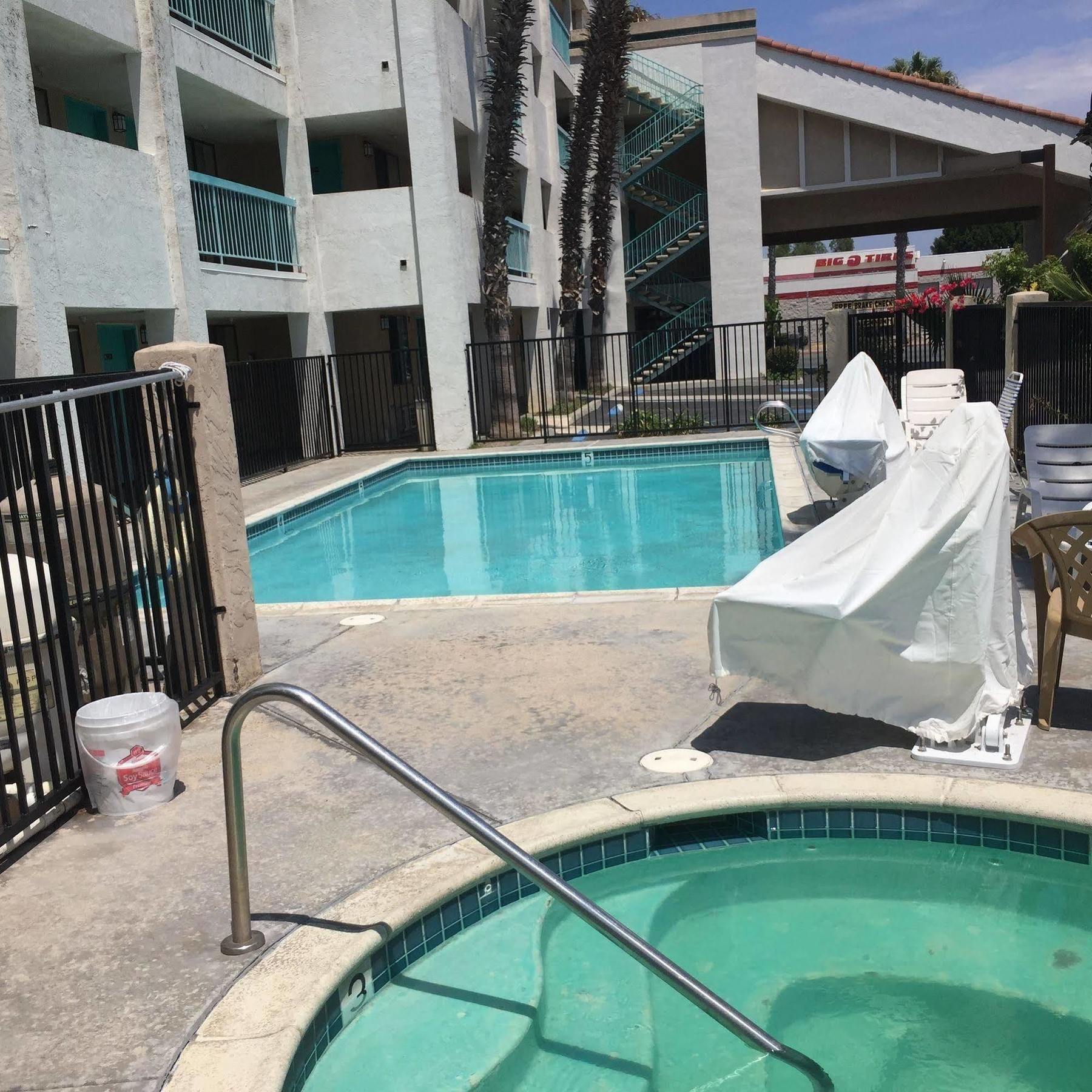 Days Inn By Wyndham Chula Vista-San Diego Ngoại thất bức ảnh